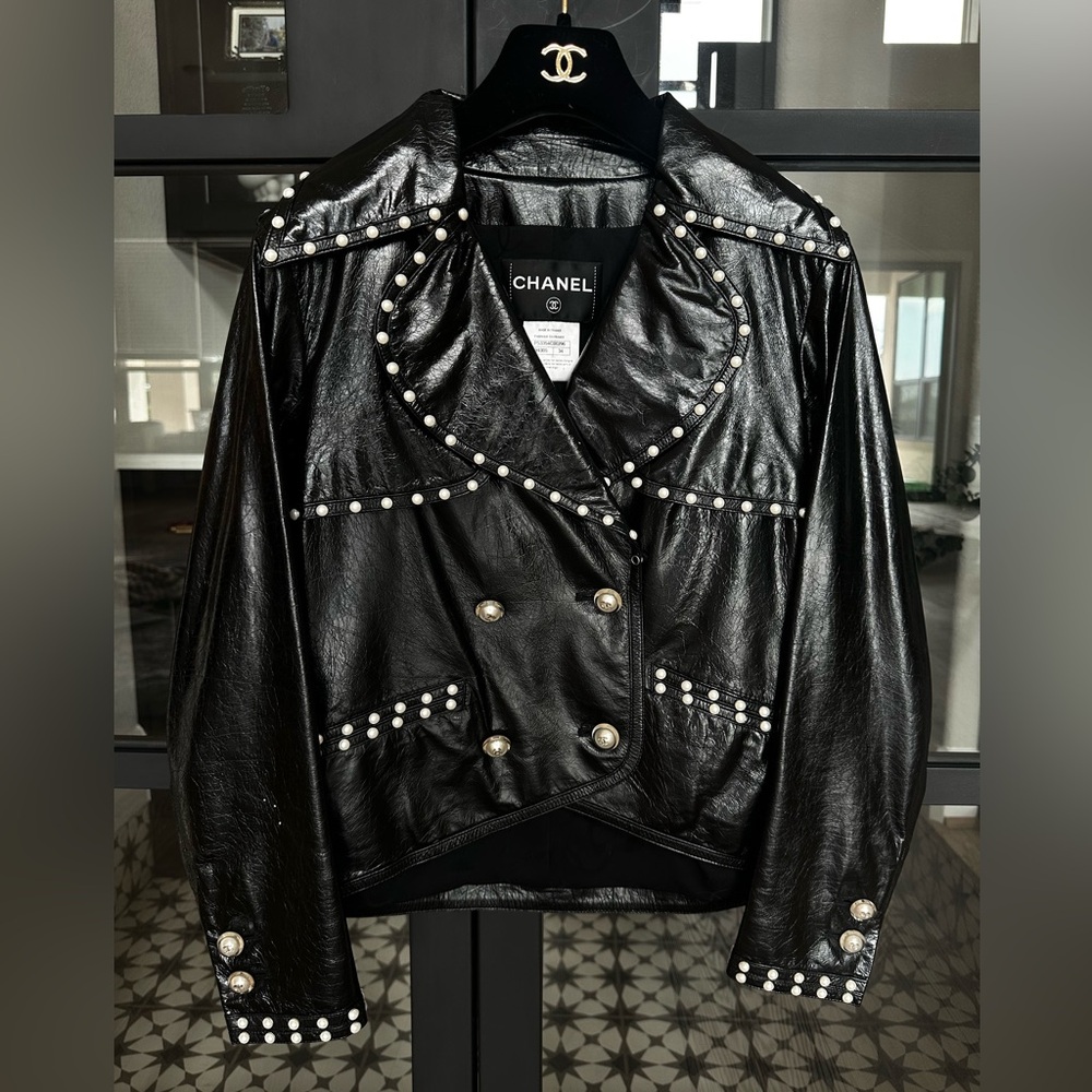 Chanel Pearl‑Studded Black Leather Jacket – Vintage, Size 34, Made in France